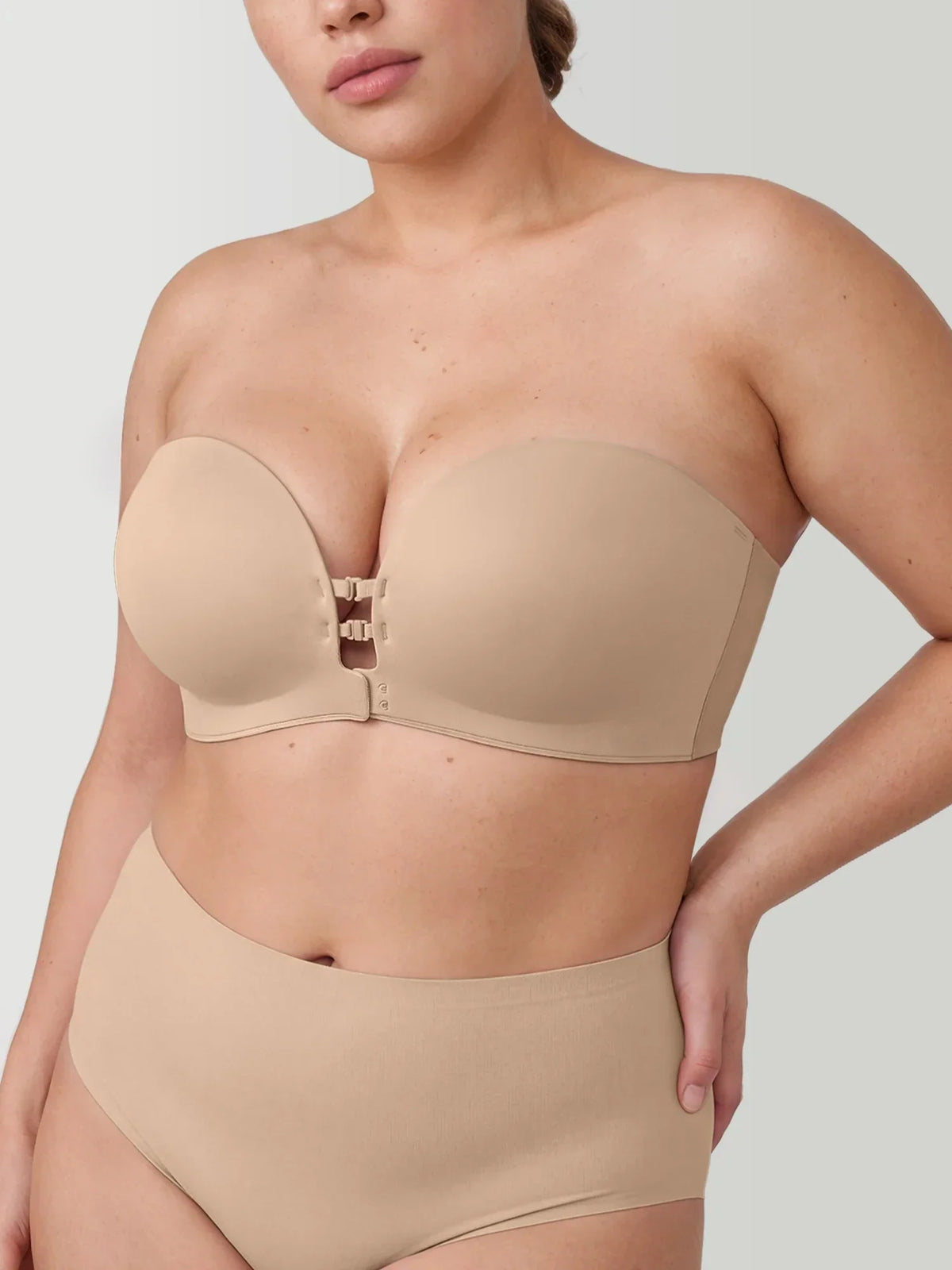 Plus-Size Women's Strapless Double Front Clasp Push-Up Bra (Fits D/DD/F Cups)
